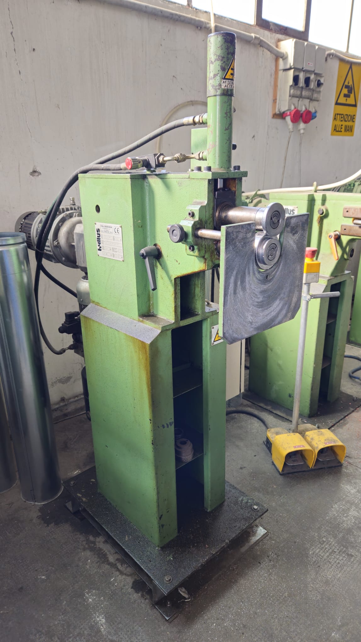 Bordatrice idraulica Hillus Simplex